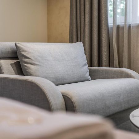 Piazza Luxury Apartments ティラナ エクステリア 写真