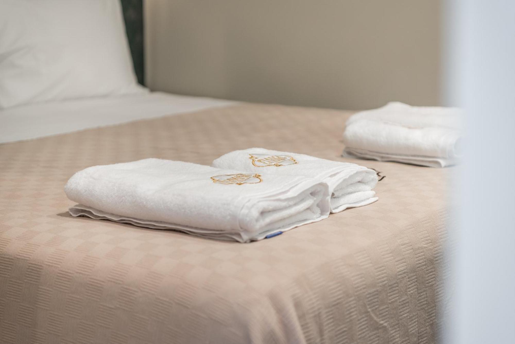 Piazza Luxury Apartments ティラナ エクステリア 写真