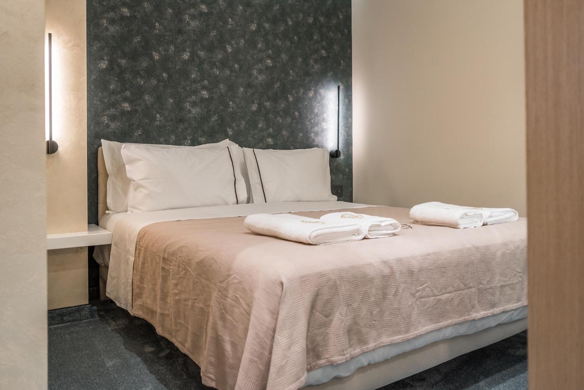 Piazza Luxury Apartments ティラナ エクステリア 写真